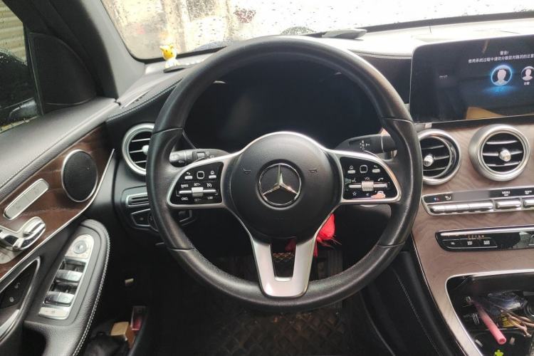 Used Mercedes-Benz GLC 2021 GLC 260 L 4MATIC Luxury Model Steering Wheel