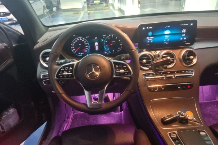 Used Mercedes-Benz GLC 2021 GLC 260 L 4MATIC Luxury Model Steering Wheel