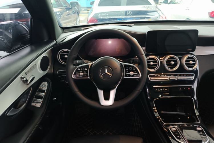 Used Mercedes-Benz GLC 2021 GLC 260 L 4MATIC Dynamic Edition Steering Wheel