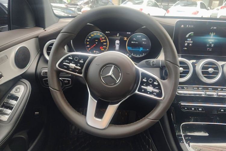 Used Mercedes-Benz GLC 2021 GLC 260 L 4MATIC Dynamic Edition Steering Wheel
