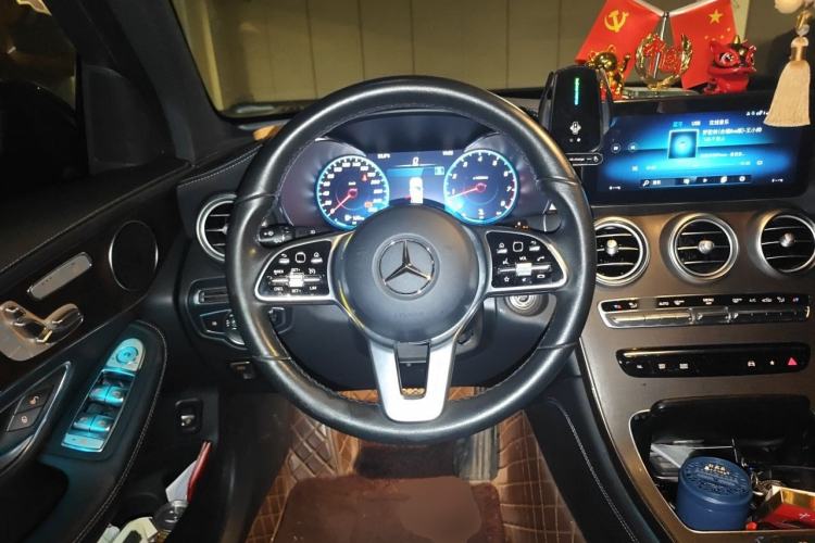 Used Mercedes-Benz GLC 2021 GLC 260 L 4MATIC Luxury Model Steering Wheel