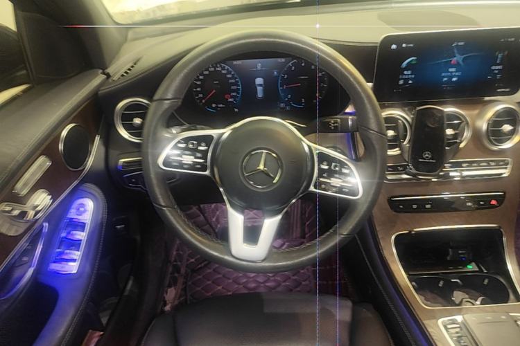 Used Mercedes-Benz GLC 2021 GLC 260 L 4MATIC Luxury Model Steering Wheel