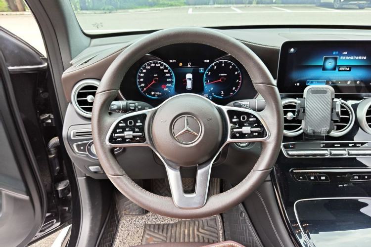 Used Mercedes-Benz GLC 2021 GLC 260 L 4MATIC Dynamic Edition Steering Wheel