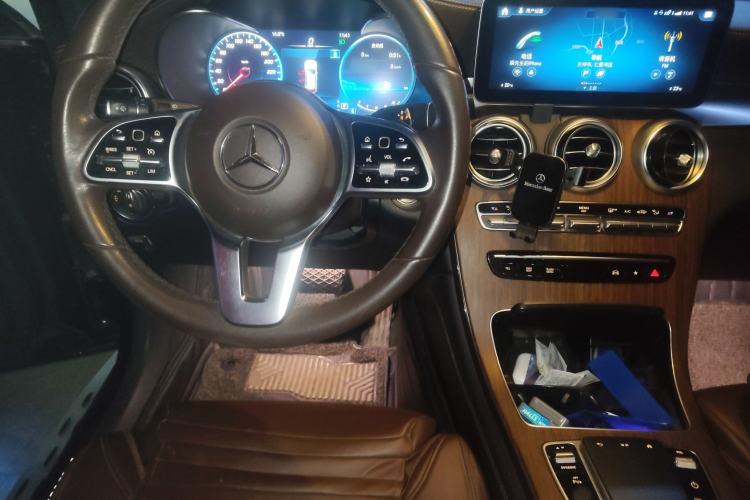 Used Mercedes-Benz GLC 2021 GLC 300 L 4MATIC Dynamic Model Steering Wheel