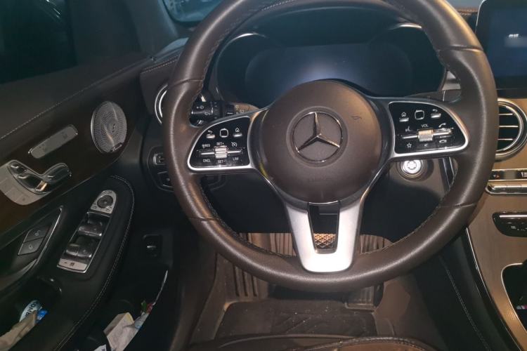Used Mercedes-Benz GLC 2021 GLC 300 L 4MATIC Dynamic Model Steering Wheel