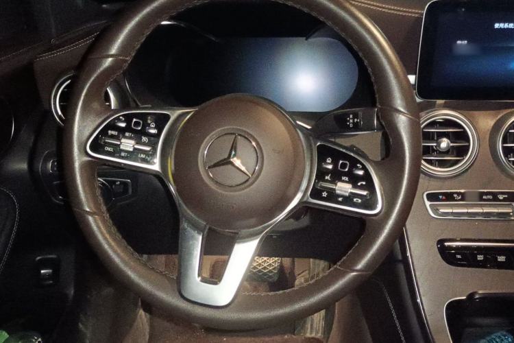 Used Mercedes-Benz GLC 2021 GLC 260 L 4MATIC Luxury Model Steering Wheel