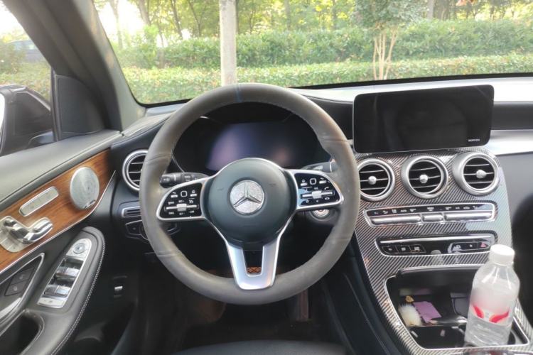 Used Mercedes-Benz GLC 2021 GLC 300 L 4MATIC Dynamic Model Steering Wheel
