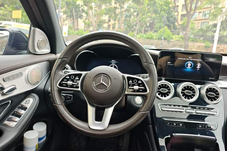 Used Mercedes-Benz GLC 2021 GLC 260 L 4MATIC Dynamic Edition Steering Wheel
