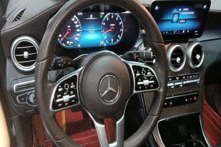 Used Mercedes-Benz GLC 2021 GLC 260 L 4MATIC Luxury Model Steering Wheel