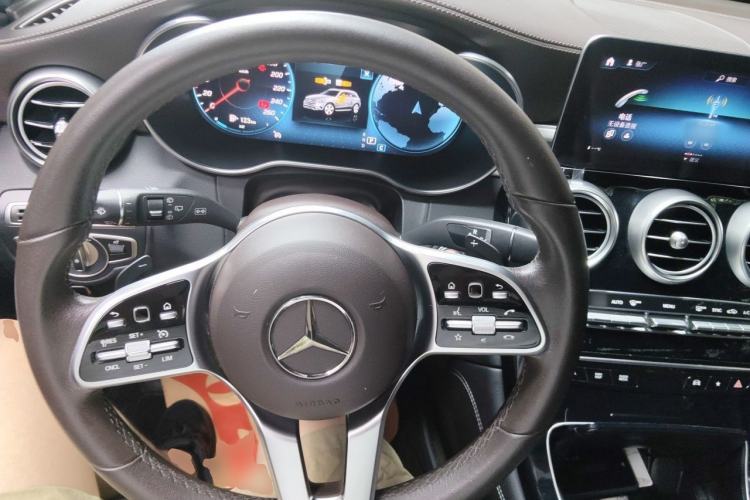 Used Mercedes-Benz GLC 2021 GLC 260 L 4MATIC Dynamic Edition Steering Wheel