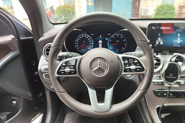 Used Mercedes-Benz GLC 2021 GLC 260 L 4MATIC Luxury Model Steering Wheel