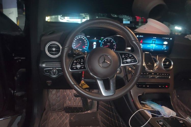 Used Mercedes-Benz GLC 2021 GLC 260 L 4MATIC Luxury Model Steering Wheel
