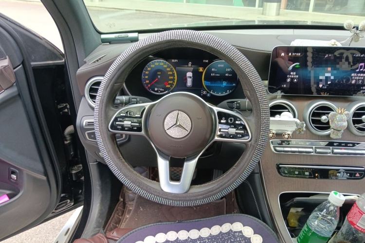 Used Mercedes-Benz GLC 2021 GLC 260 L 4MATIC Luxury Model Steering Wheel