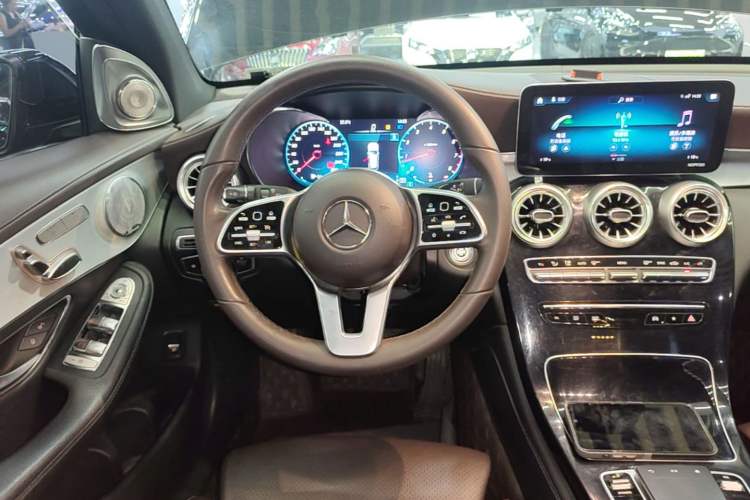 Used Mercedes-Benz GLC 2021 GLC 260 L 4MATIC Dynamic Edition Steering Wheel