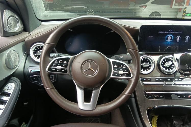 Used Mercedes-Benz GLC 2021 GLC 260 L 4MATIC Dynamic Edition Steering Wheel