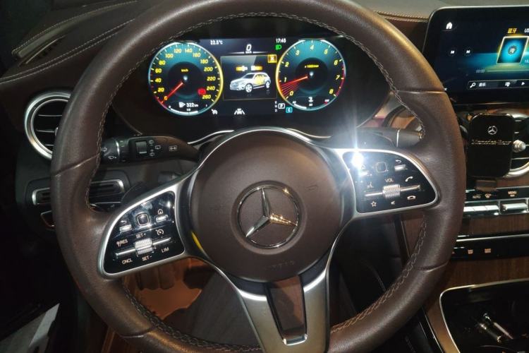 Used Mercedes-Benz GLC 2021 GLC 300 L 4MATIC Dynamic Model Steering Wheel