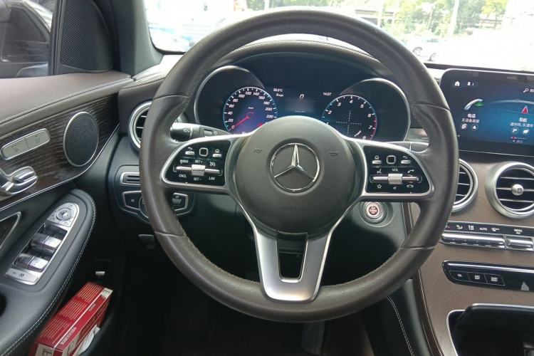 Used Mercedes-Benz GLC 2021 GLC 260 L 4MATIC Luxury Model Steering Wheel