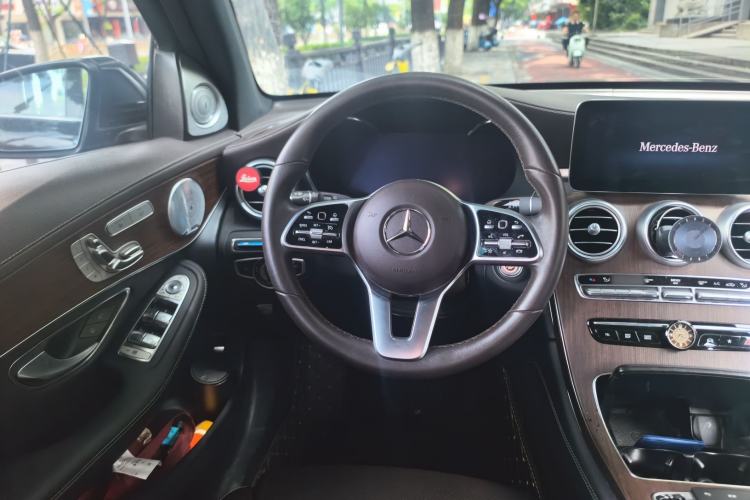 Used Mercedes-Benz GLC 2021 GLC 300 L 4MATIC Dynamic Model Steering Wheel