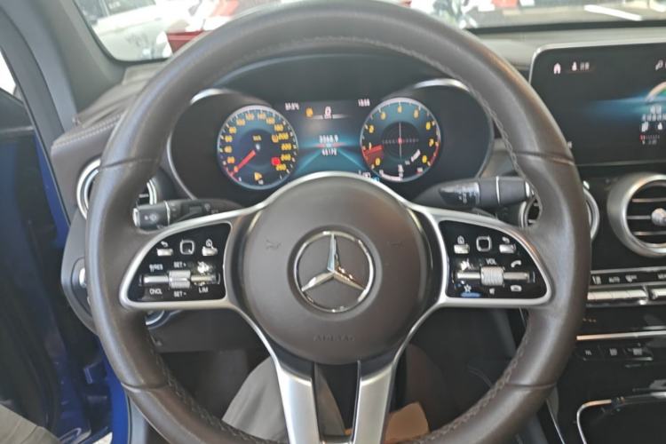 Used Mercedes-Benz GLC 2021 GLC 260 L 4MATIC Dynamic Edition Steering Wheel