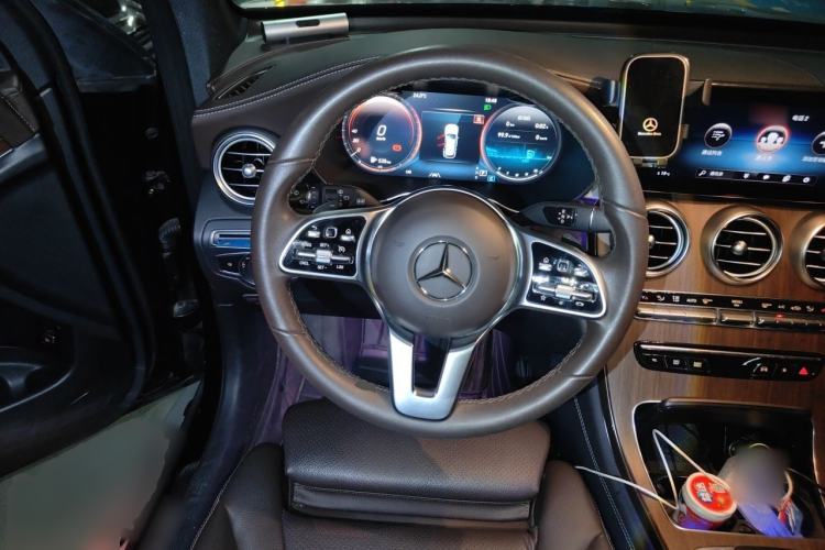 Used Mercedes-Benz GLC 2021 GLC 300 L 4MATIC Dynamic Model Steering Wheel
