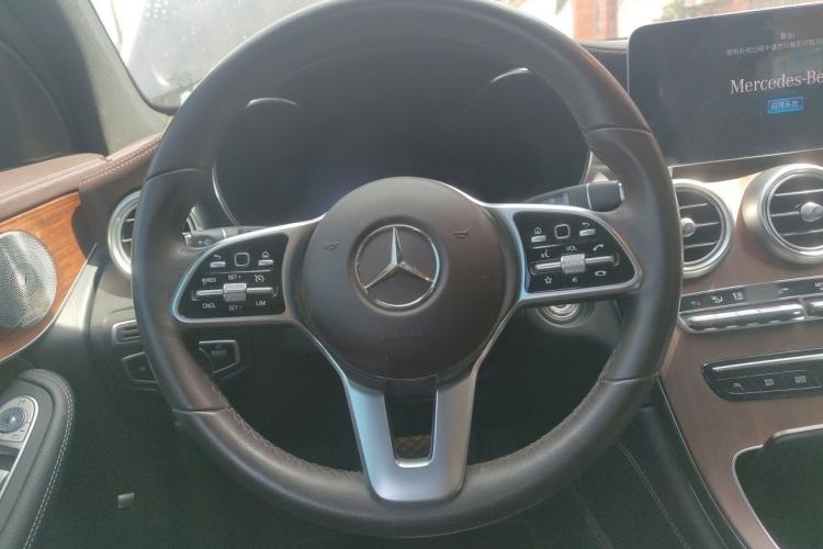 Used Mercedes-Benz GLC 2021 GLC 300 L 4MATIC Dynamic Model Steering Wheel