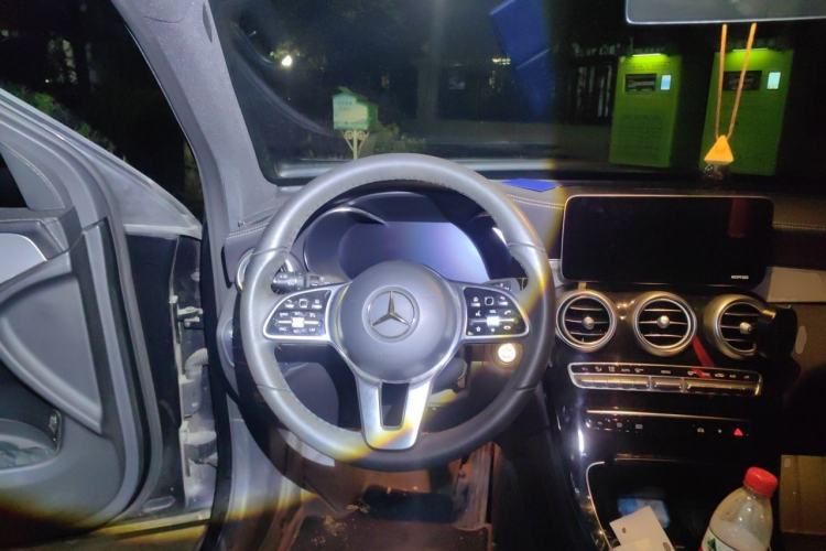 Used Mercedes-Benz GLC 2021 GLC 260 L 4MATIC Dynamic Edition Steering Wheel
