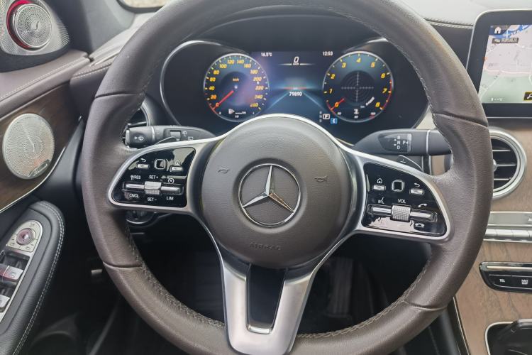 Used Mercedes-Benz GLC 2021 GLC 260 L 4MATIC Luxury Model Steering Wheel