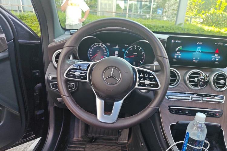 Used Mercedes-Benz GLC 2021 GLC 260 L 4MATIC Luxury Model Steering Wheel