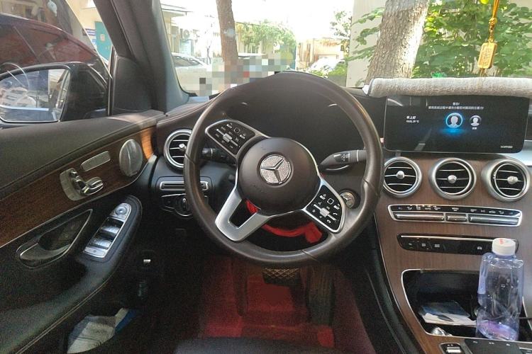 Used Mercedes-Benz GLC 2021 GLC 300 L 4MATIC Dynamic Model Steering Wheel