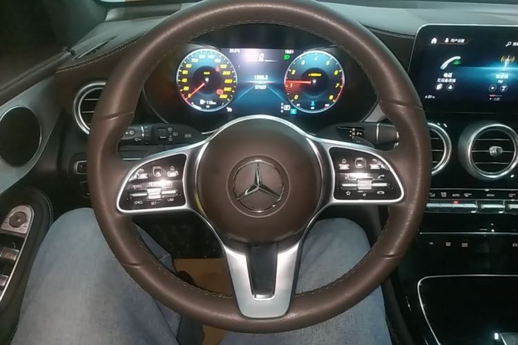 Used Mercedes-Benz GLC 2021 GLC 260 L 4MATIC Dynamic Edition Steering Wheel