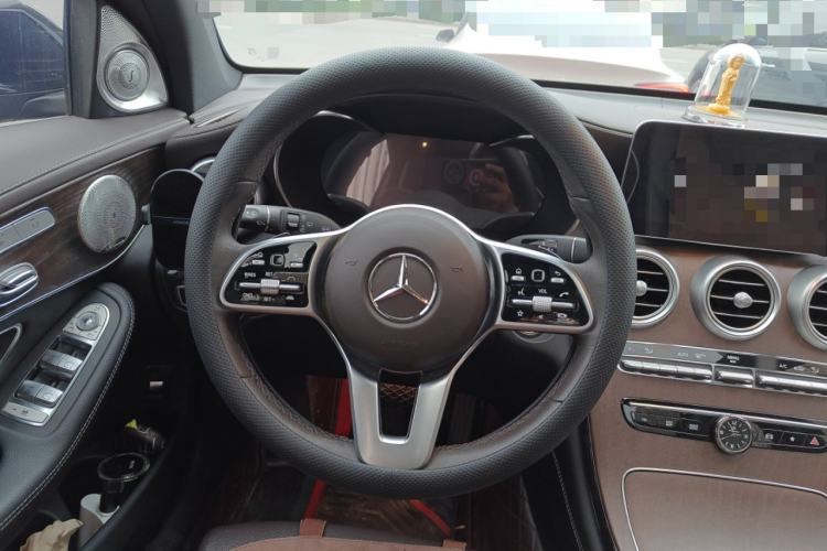 Used Mercedes-Benz GLC 2021 GLC 300 L 4MATIC Luxury Model Steering Wheel