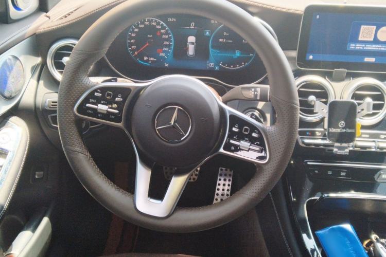 Used Mercedes-Benz GLC 2021 GLC 260 L 4MATIC Dynamic Edition Steering Wheel