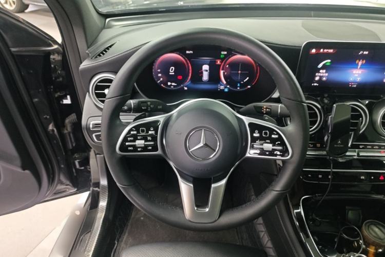 Used Mercedes-Benz GLC 2021 GLC 260 L 4MATIC Dynamic Edition Steering Wheel