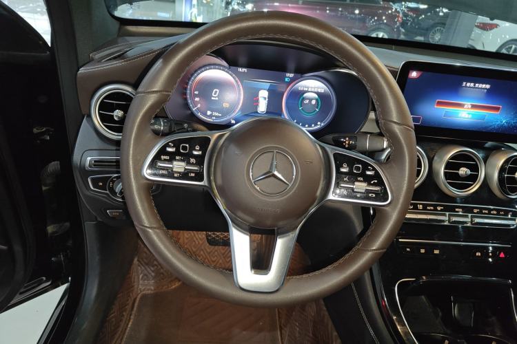 Used Mercedes-Benz GLC 2021 GLC 260 L 4MATIC Dynamic Edition Steering Wheel
