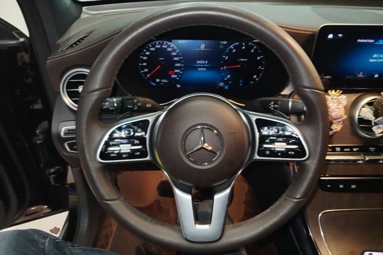 Used Mercedes-Benz GLC 2021 GLC 260 L 4MATIC Luxury Model Steering Wheel