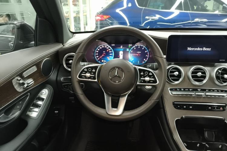 Used Mercedes-Benz GLC 2021 GLC 260 L 4MATIC Luxury Model Steering Wheel