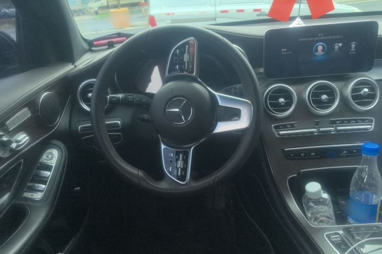 Used Mercedes-Benz GLC 2021 GLC 260 L 4MATIC Luxury Model Steering Wheel