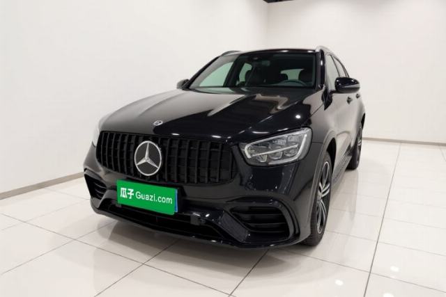 Ojetý Mercedes-Benz GLC 2021 GLC 260 L 4MATIC Dynamic Edition