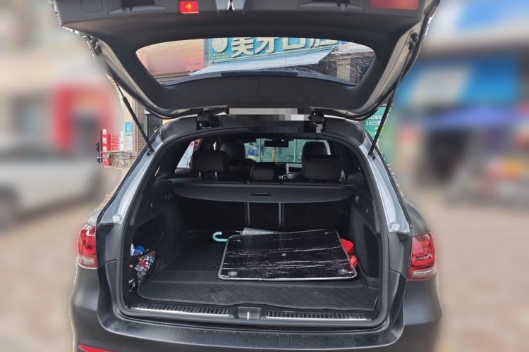 Used Mercedes-Benz GLC 2021 GLC 260 L 4MATIC Luxury Model Trunk