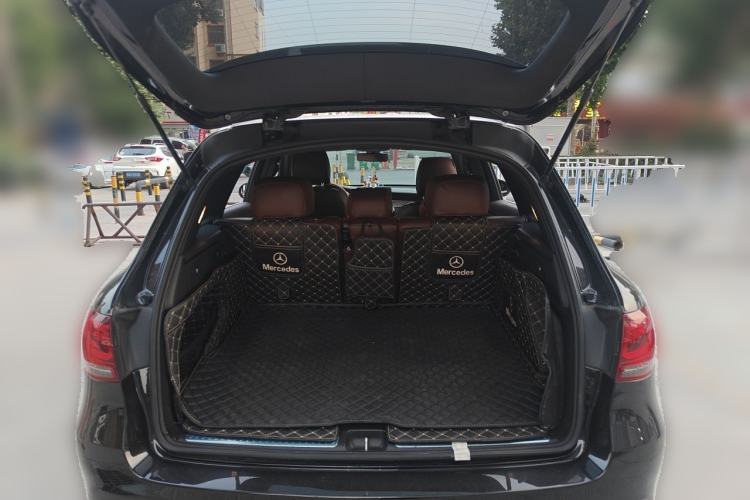 Used Mercedes-Benz GLC 2021 GLC 260 L 4MATIC Dynamic Edition Trunk