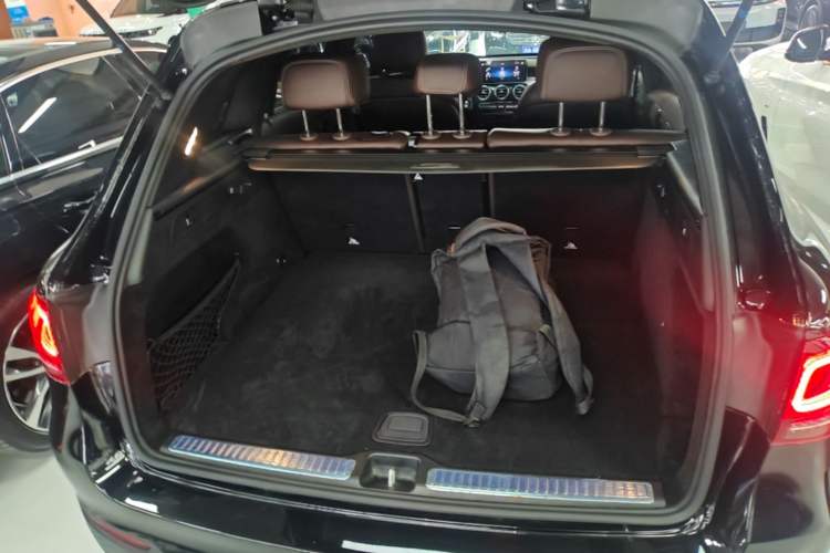 Used Mercedes-Benz GLC 2021 GLC 260 L 4MATIC Dynamic Edition Trunk