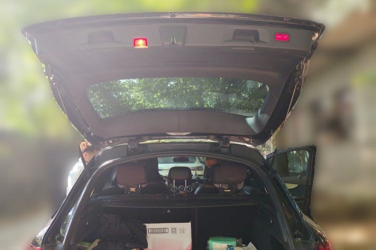 Used Mercedes-Benz GLC 2021 GLC 260 L 4MATIC Dynamic Edition Trunk