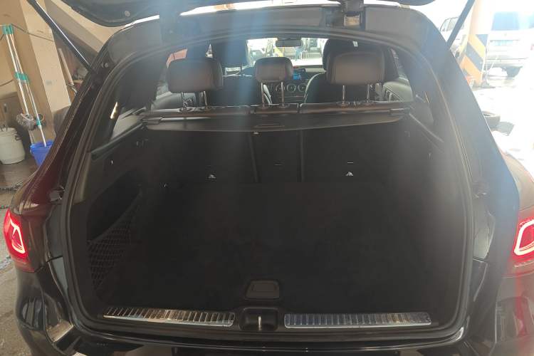 Used Mercedes-Benz GLC 2021 GLC 300 L 4MATIC Dynamic Model Trunk
