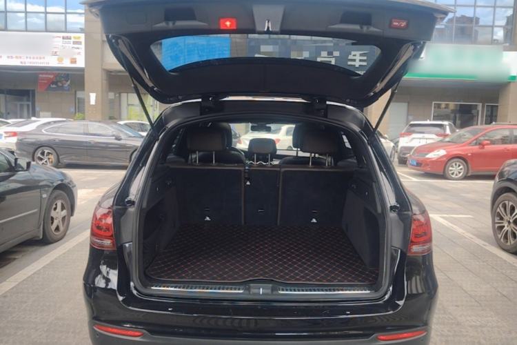 Used Mercedes-Benz GLC 2021 GLC 260 L 4MATIC Dynamic Edition Trunk