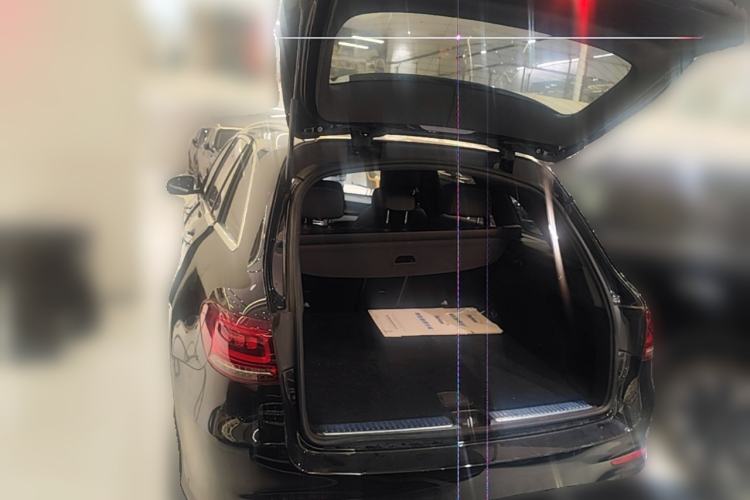 Used Mercedes-Benz GLC 2021 GLC 260 L 4MATIC Luxury Model Trunk