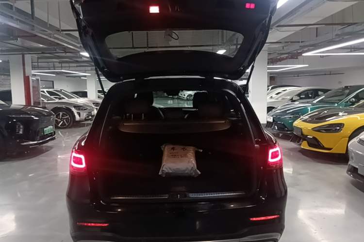 Used Mercedes-Benz GLC 2021 GLC 300 L 4MATIC Luxury Model Trunk