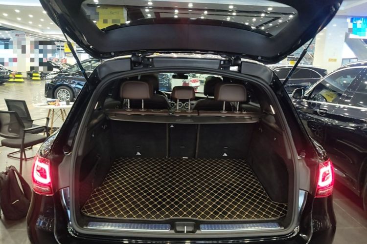 Used Mercedes-Benz GLC 2021 GLC 260 L 4MATIC Luxury Model Trunk