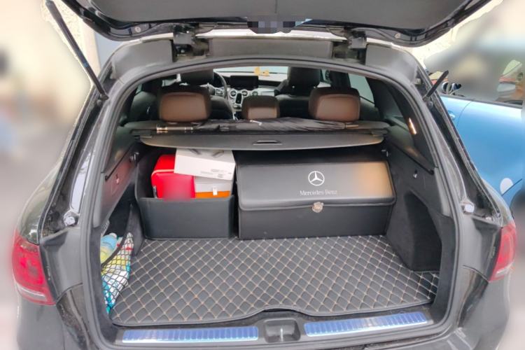 Used Mercedes-Benz GLC 2021 GLC 260 L 4MATIC Luxury Model Trunk