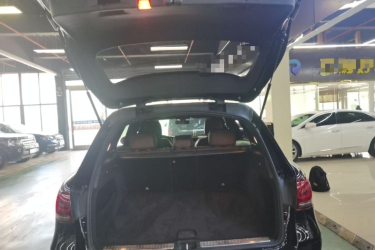 Used Mercedes-Benz GLC 2021 GLC 260 L 4MATIC Dynamic Edition Trunk