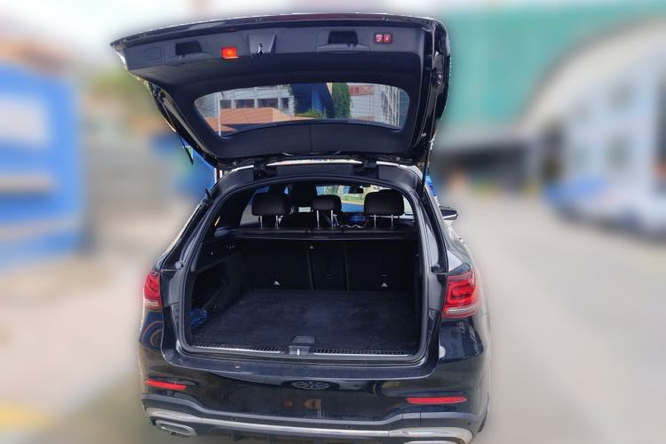 Used Mercedes-Benz GLC 2021 GLC 260 L 4MATIC Luxury Model Trunk